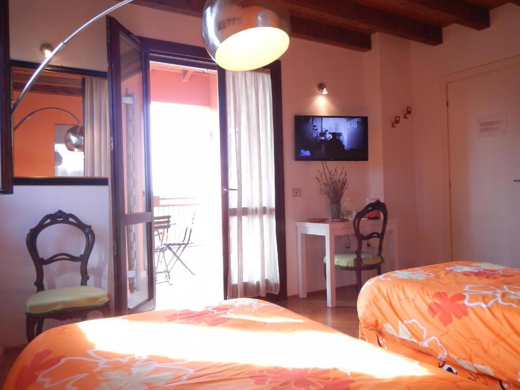 B&B Via Punta 8 Bologna Room photo